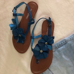 Adorable blue flower sandals